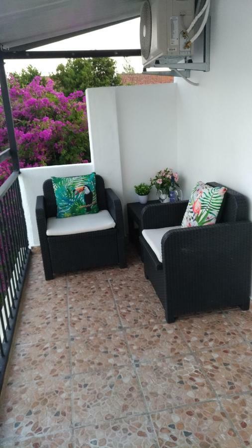 Apt Cardoso 3 Ao Lado Da Praia Peneco Albufeira Ngoại thất bức ảnh